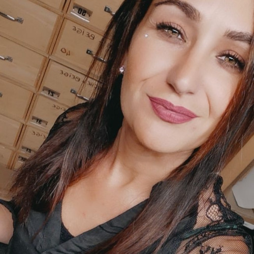 Corinne d. profile photo