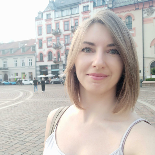 Julia T. profile photo