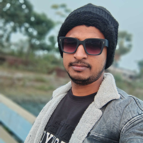 nil r. profile photo