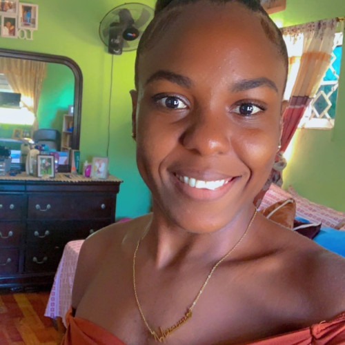 Davonne E.
