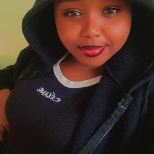 Halphie E. profile photo