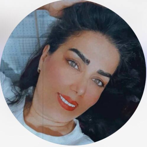 Luna  E. profile photo