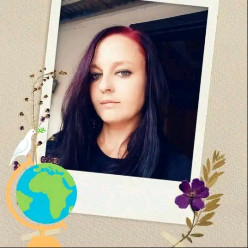 melis b. profile photo