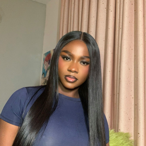 lola I. profile photo