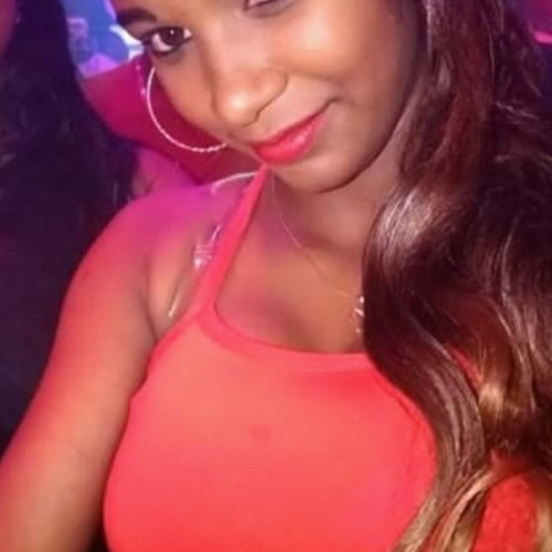Mari F. profile photo