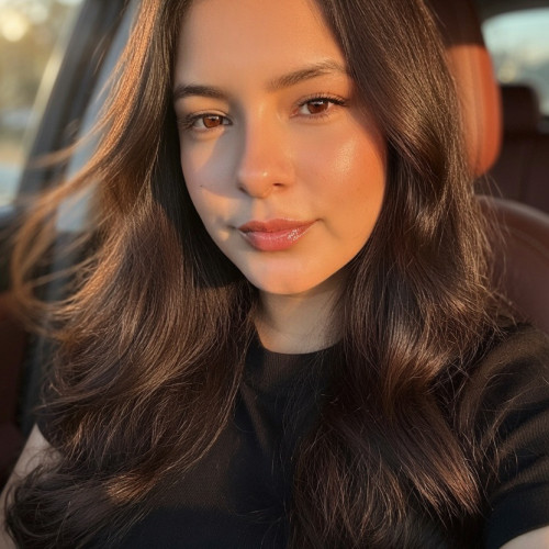 Lyn R. profile photo