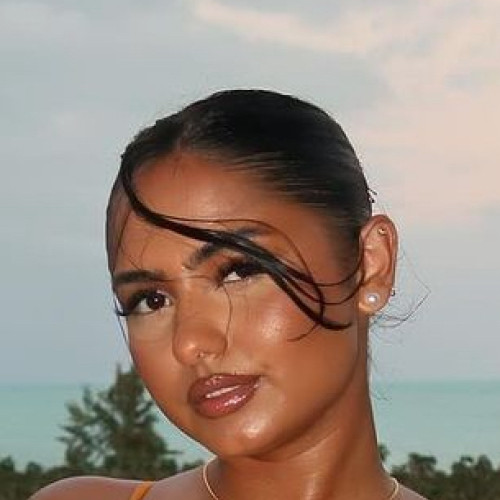 Meg B. profile photo