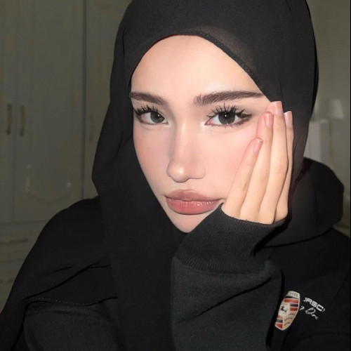Loly J. profile photo