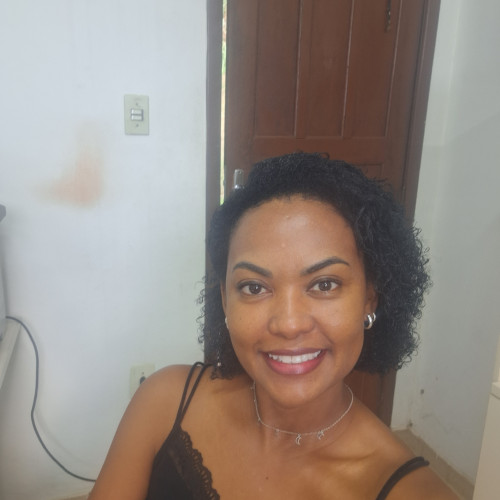 Luana B.