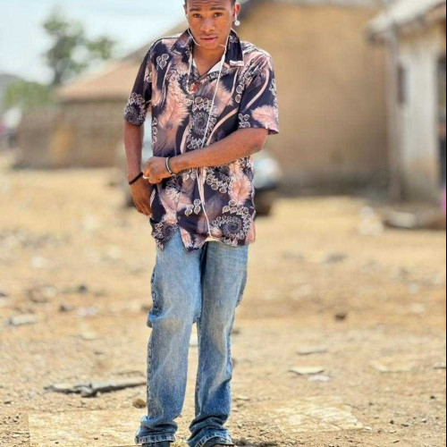 DIVINE F. profile photo