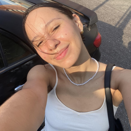 Nieves C. profile photo