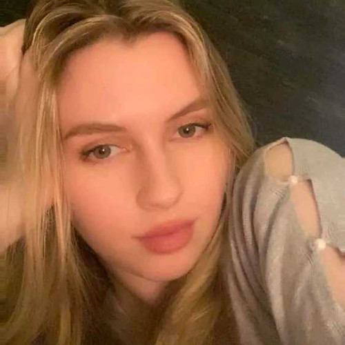 Nina w. profile photo