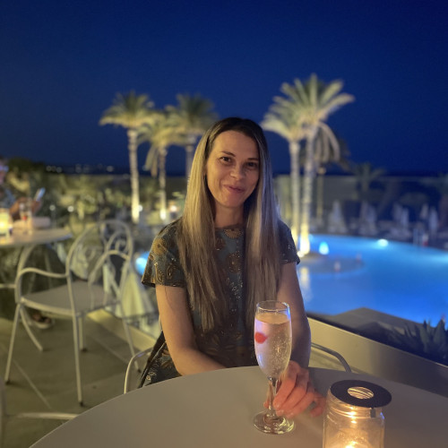 miky F. profile photo