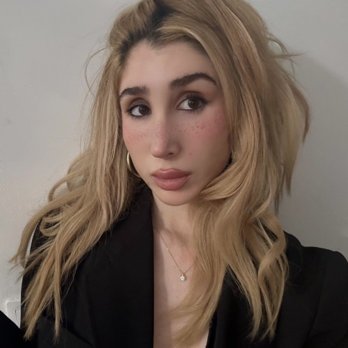 Charlotte L. profile photo