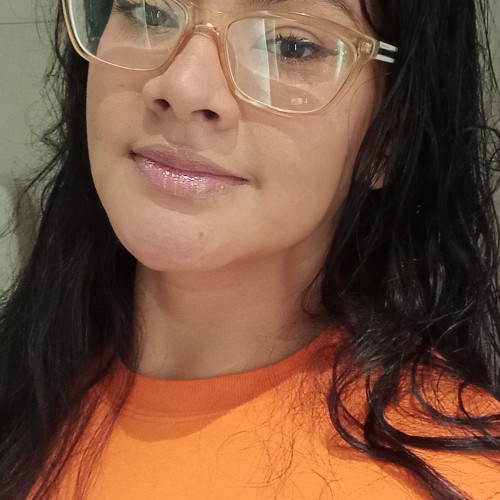 Claudia  L. profile photo