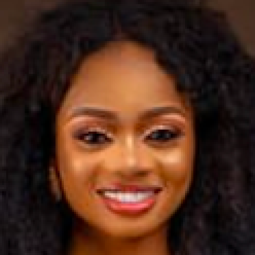 Victoria  L. profile photo