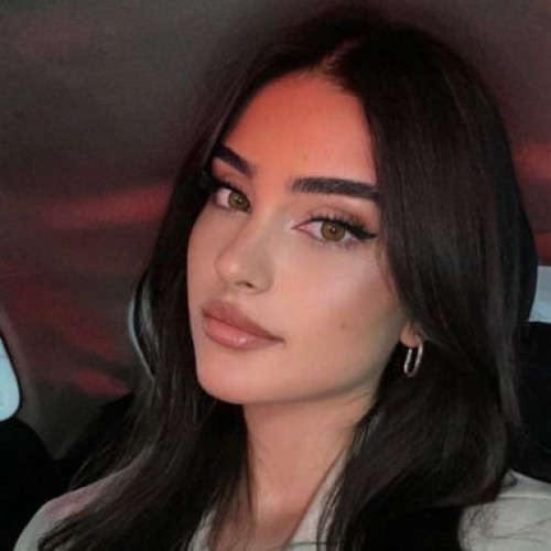 sara j. profile photo