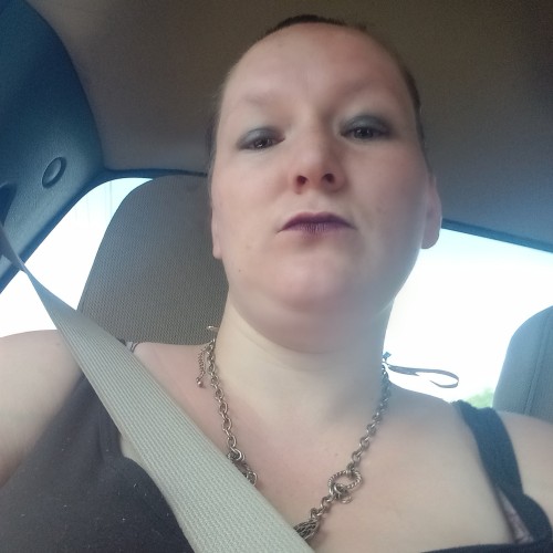 Kelly R.