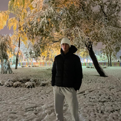 Alex V. profile photo