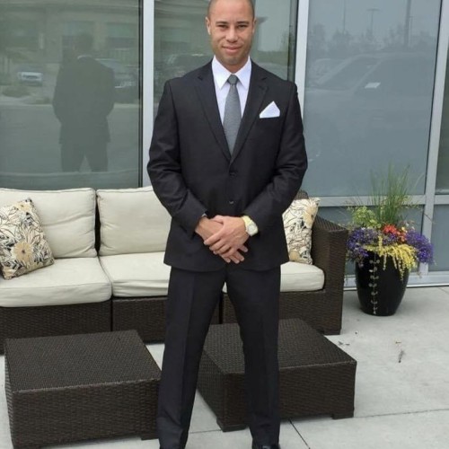 Shawn R.