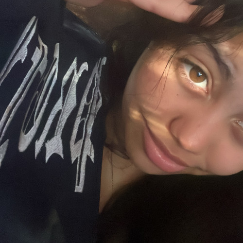 Mia R. profile photo