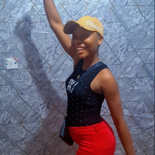 Ifeoma W. profile photo