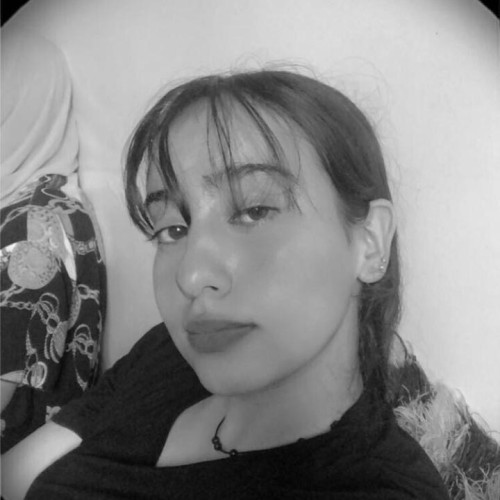 Noura L.