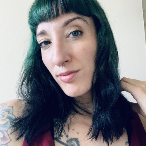 Niki B.