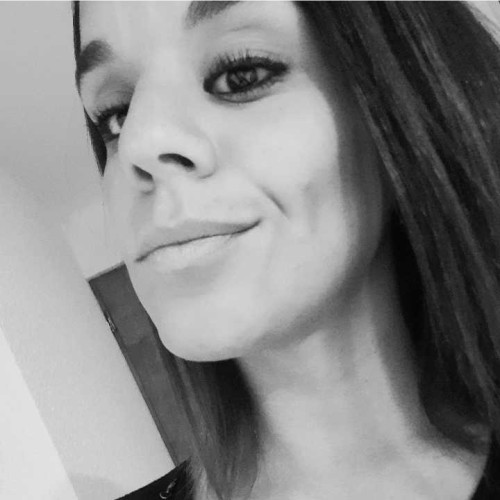 laura y. profile photo