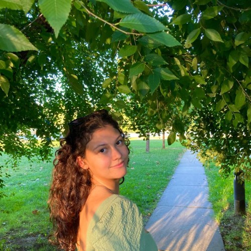 Stefany V.