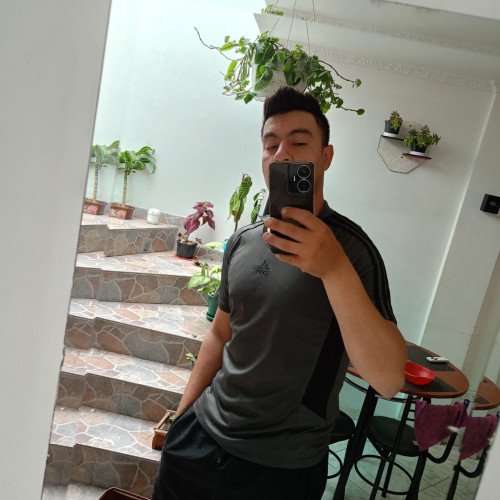 Cristhian Nicolas  M. profile photo