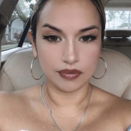 Ivonne L. profile photo