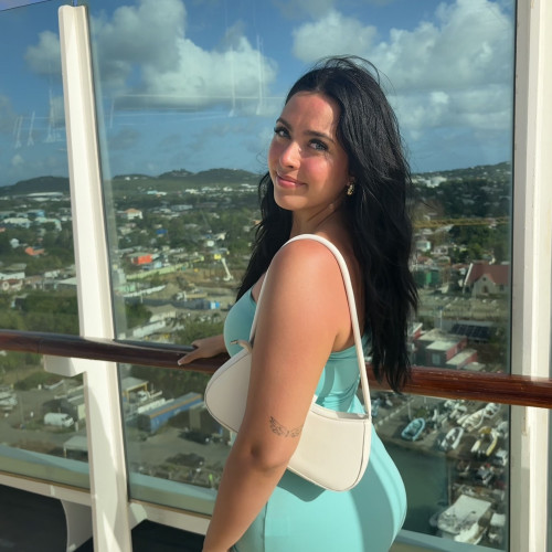 janelle b. profile photo