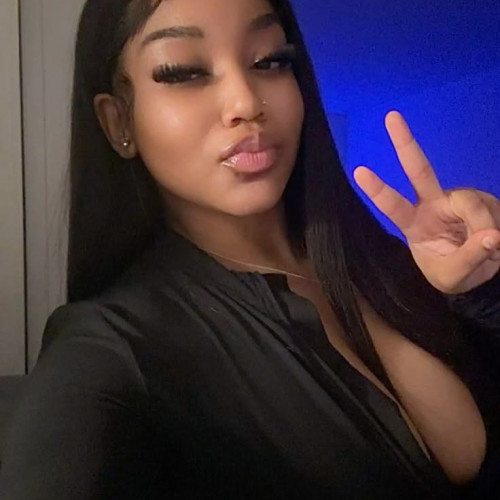 Shanie B. profile photo