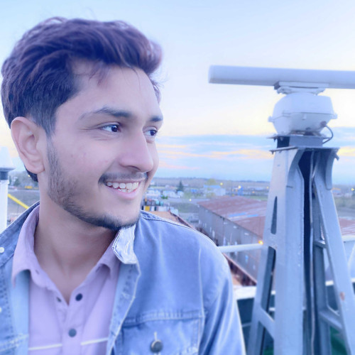 varoon j. profile photo