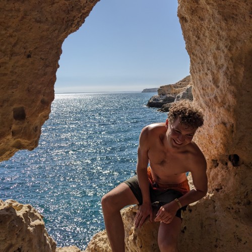 Leon B. profile photo