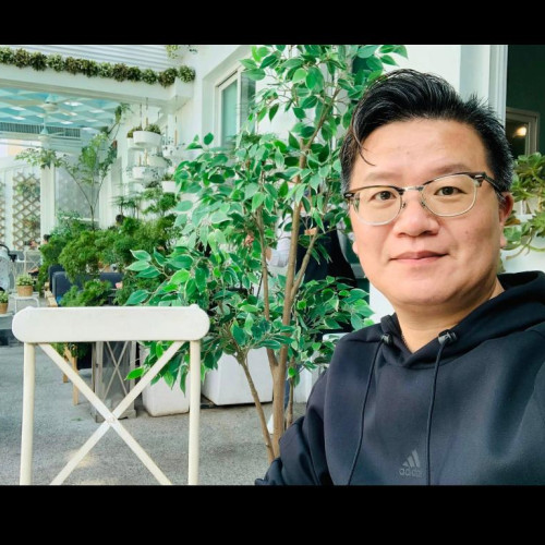 Lee C. profile photo