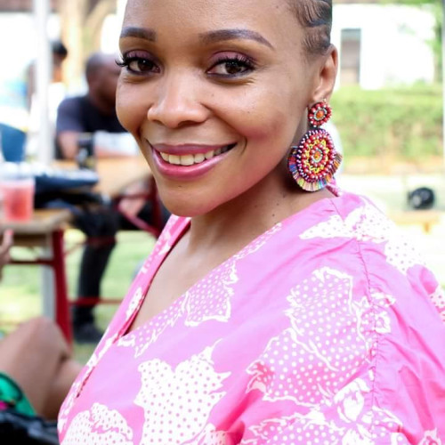  Zola K.
