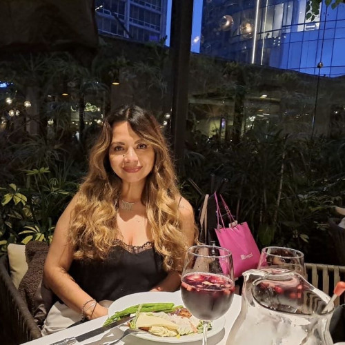 Sandra G.