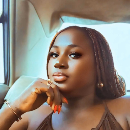 G lady D.
