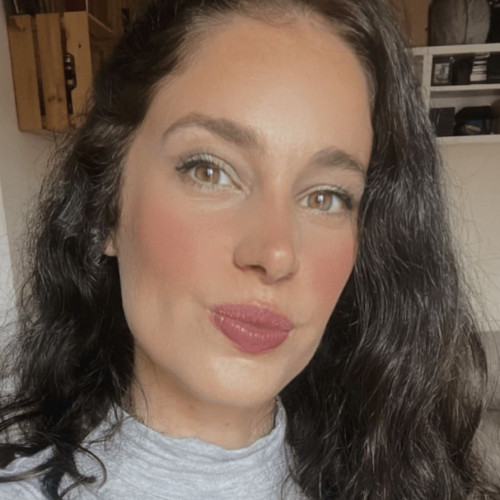 Ghjulia C.