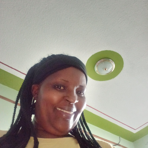 Julia M. profile photo