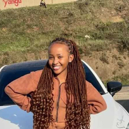 lucy w. profile photo