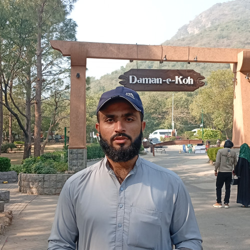 Uzair E. profile photo