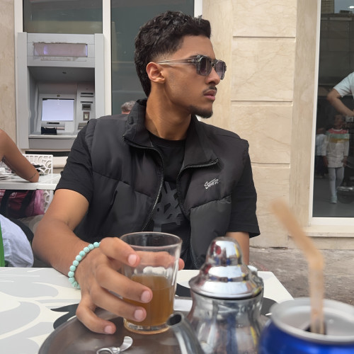 badreddine  z. profile photo
