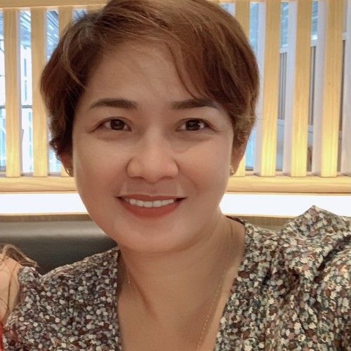 Melody R.
