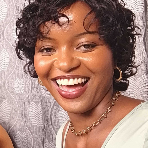 Pink l. profile photo