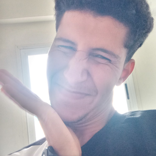 Idriss E.