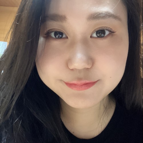 Mayu H.