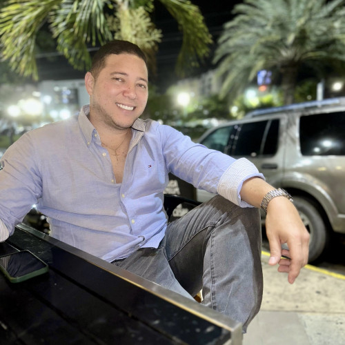 yanniel e. profile photo